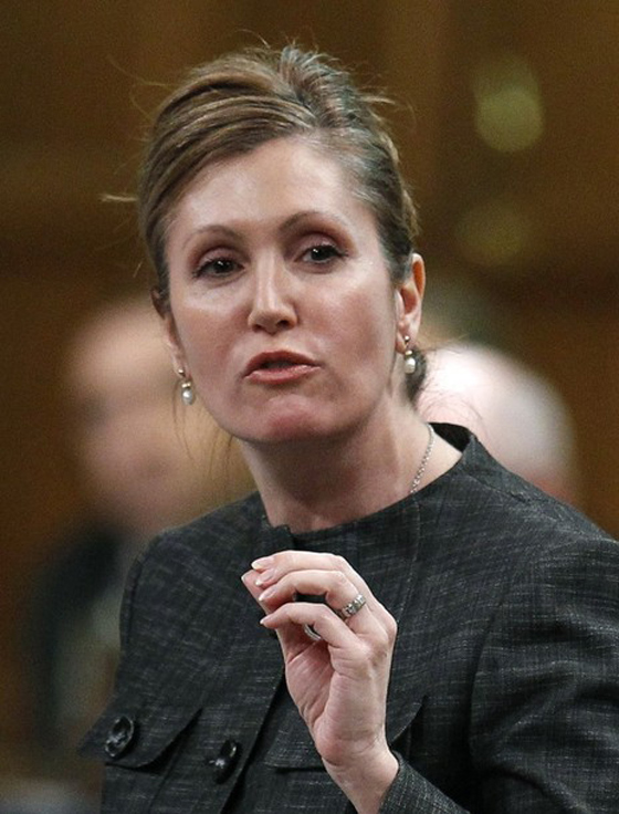 بائعات هوى وكوكايين مع وزيرة الشؤون المرأة الكندية!!        صورة رقم 4