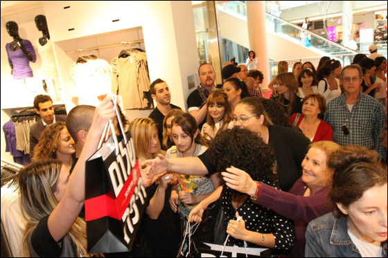 افتتاح فرع H&M في جراند كنيون حيفا  صورة رقم 7