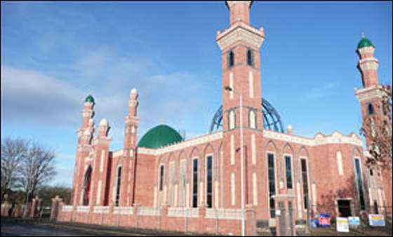 مئذنة مسجد برادفورد في بريطانيا الأجمل في أوروبا  صورة رقم 3