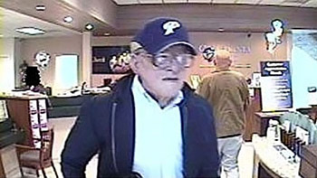 لص المصارف العجوز يثير ذعراً في أمريكا  صورة رقم 1