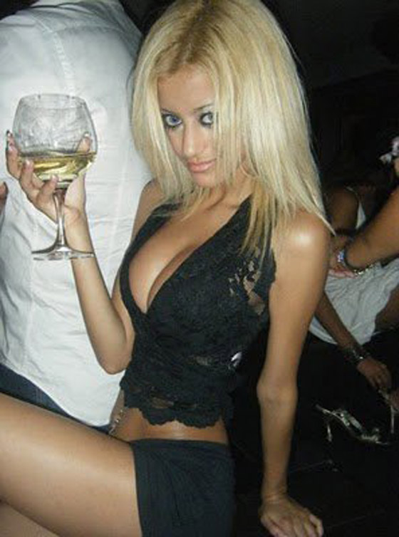 زهية العربية تعترف بعلاقات حميمة مع ريبري وبن زيمة!!  صورة رقم 4