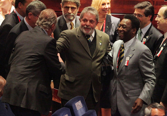 دي سيلفا.. من مسح الأحذية وبيع الخضار إلى رئاسة الجمهورية  صورة رقم 10