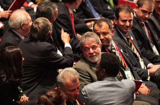 دي سيلفا.. من مسح الأحذية وبيع الخضار إلى رئاسة الجمهورية  صورة رقم 9