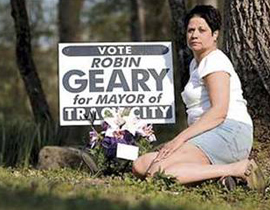 إنتخاب وتعيين رجلا ميتًا محافظًا لمدينة تريس في الولايات المتحدة! صورة رقم 1