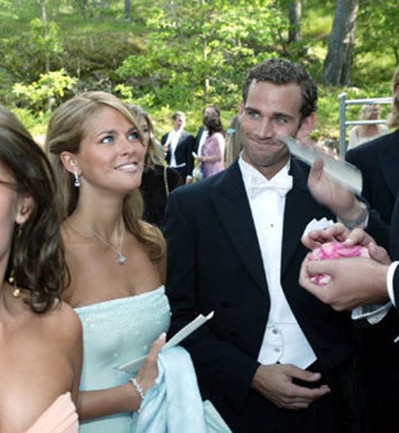 أميرة السويد تنفصل عن خطيبها بعد 