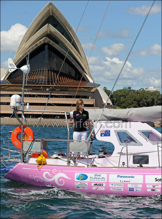 جيسكا واتسون.. تعود إلى ديارها قريباً محطمة الرقم القياسي! <img src=