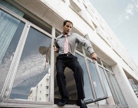 عدد حالات الانتحار في إسرائيل تبلغ 400-500 حالة سنويا صورة رقم 1