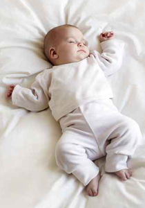 5 سنوات سجن لفليبينية ومصري باعا طفلهما! صورة رقم 1 5 سنوات سجن لفليبينية ومصري باعا طفلهما! صورة رقم 1