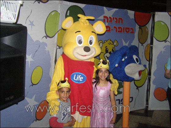 مئات الاولاد من الناصرة يشاركون في متعة الشراء الكبرى من دوبي لايف  صورة رقم 3