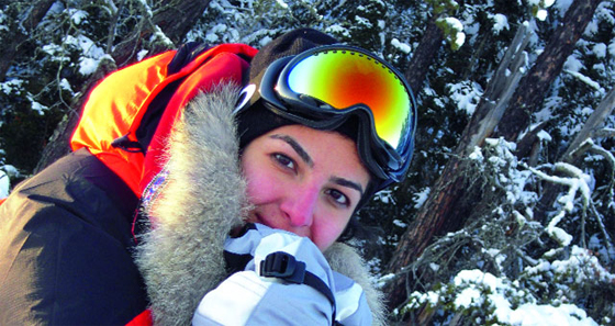 إلهام القاسمي تقف على رأس العالم بشكل رسمي!! صورة رقم 3 إلهام القاسمي تقف على رأس العالم بشكل رسمي!! صورة رقم 3