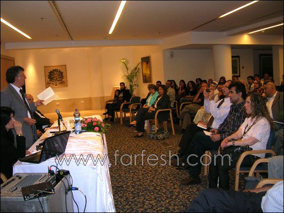 الشاعر الكبير سميح القاسم يتألق في ندوة شعرية في القدس  صورة رقم 2