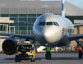 ما مدى أهمية طائرات الايرباص العملاقة في نقل المسافرين؟ صورة رقم 1