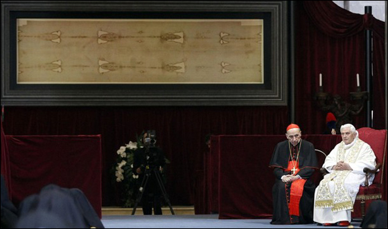 قداسة البابا في زيارة خاطفة للسيد المسيح!!  صورة رقم 5