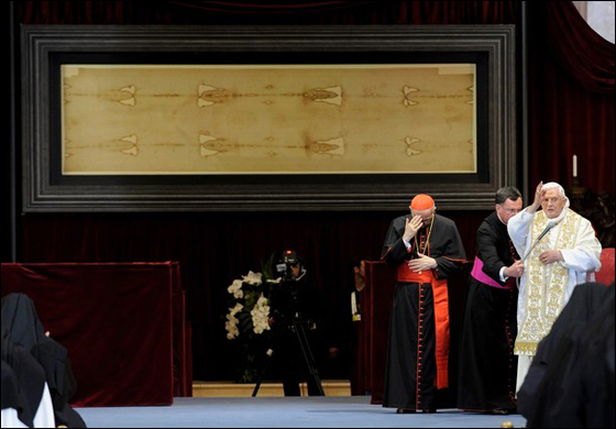 قداسة البابا في زيارة خاطفة للسيد المسيح!!  صورة رقم 3