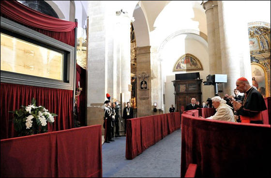 قداسة البابا في زيارة خاطفة للسيد المسيح!!  صورة رقم 6