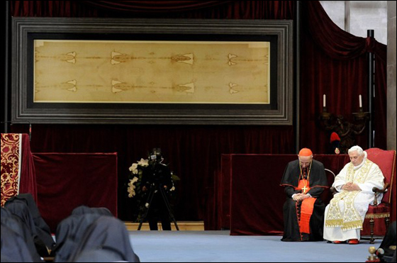 قداسة البابا في زيارة خاطفة للسيد المسيح!!  صورة رقم 8