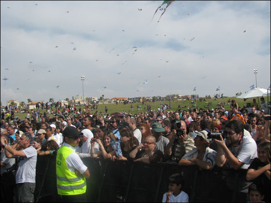 افتتاح منتزه مدرج يافا بحضور وزير جودة البيئة صورة رقم 3 افتتاح منتزه مدرج يافا بحضور وزير جودة البيئة صورة رقم 3