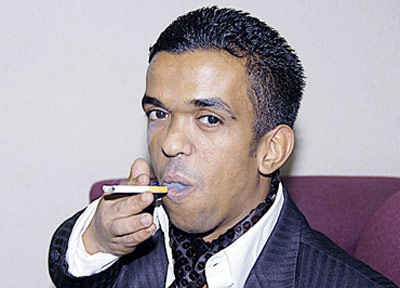 كوكو: طوله متر واحد لكن أحلامه بعرض السماء والأرض! صورة رقم 5