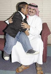 كوكو: طوله متر واحد لكن أحلامه بعرض السماء والأرض! صورة رقم 1