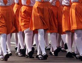 الهند ترغم طلابها على نزع أحذيتهم الجلدية! صورة رقم 1