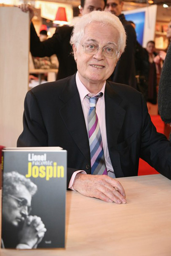 رئيس وزراء فرنسا الأسبق يعود الى الأضواء بفيلم كوميدي!! صورة رقم 8 رئيس وزراء فرنسا الأسبق يعود الى الأضواء بفيلم كوميدي!! صورة رقم 8