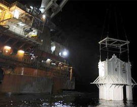 مواصلة الجهود للحفاظ على بقعة النفط في خليج المكسيك صورة رقم 1