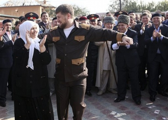 الرئيس الشيشاني لا يملك سيارة ومساحة شقته 36 متراً مربعاً  صورة رقم 10