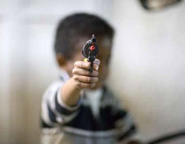 صبي في الصف الثالث يطلق النار بمدرسته! صورة رقم 1