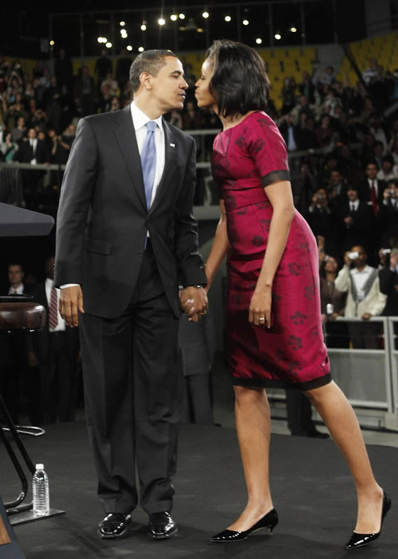 كارلا بروني تصعق ميشال أوباما بحديثها عن النوع!!  صورة رقم 2