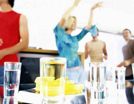 وفاة شاب فرنسي في حفل شراب ضخم نظّم على الـ 