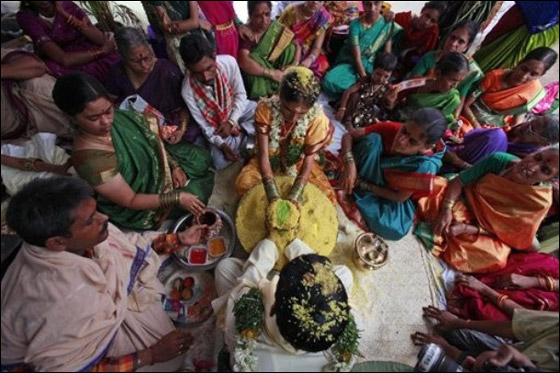 في يوم ميمون.. 50 ألف حفل زفاف!!!   صورة رقم 8