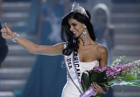 الإعلام الاسرائيلي يشوه الجمال العربي ويتهم ريما الفقيه بالارهاب صورة رقم 19 الإعلام الاسرائيلي يشوه الجمال العربي ويتهم ريما الفقيه بالارهاب صورة رقم 19