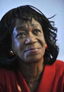 عمة اوباما تطلب اللجوء السياسي في الولايات المتحدة!! صورة رقم 1 عمة اوباما تطلب اللجوء السياسي في الولايات المتحدة!! صورة رقم 1