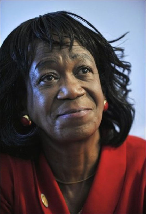 عمة اوباما تطلب اللجوء السياسي في الولايات المتحدة!! صورة رقم 13 عمة اوباما تطلب اللجوء السياسي في الولايات المتحدة!! صورة رقم 13