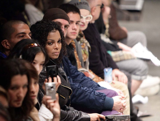 شقيقة مايكل جاكسون تواعد رجل أعمال قطري!!  صورة رقم 8