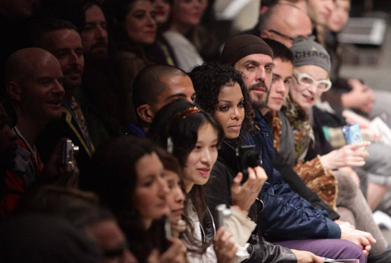 شقيقة مايكل جاكسون تواعد رجل أعمال قطري!!  صورة رقم 7