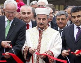 الشيخ البراك: الاحتفال بافتتاح المساجد طريق الى البدعة! صورة رقم 1 الشيخ البراك: الاحتفال بافتتاح المساجد طريق الى البدعة! صورة رقم 1