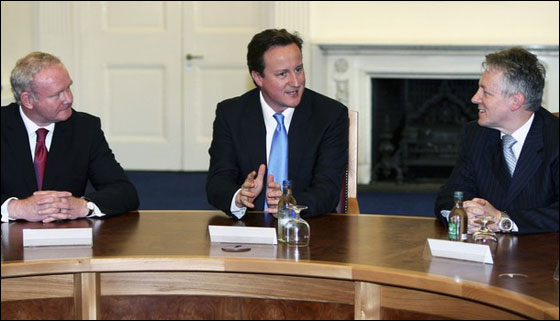 ما هي صلة القرابة بين الرئيس البريطاني والنبي موسى؟!!  صورة رقم 4