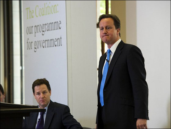 ما هي صلة القرابة بين الرئيس البريطاني والنبي موسى؟!!  صورة رقم 2