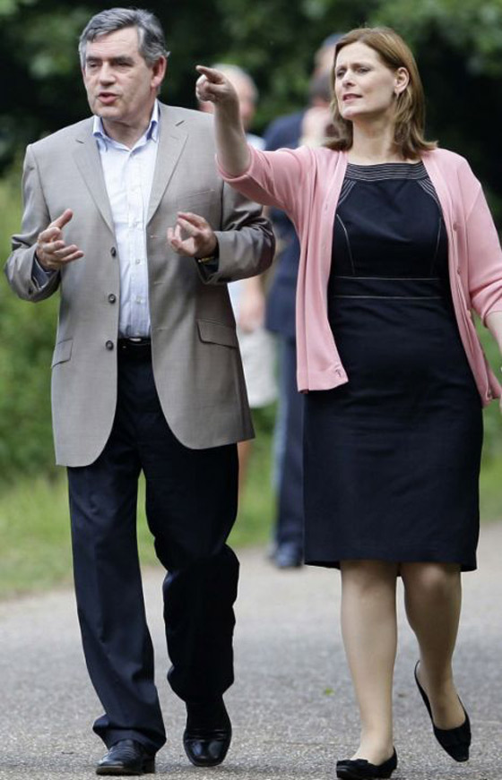 هل سيفوز براون بجائزة أفضل اب؟!  صورة رقم 3