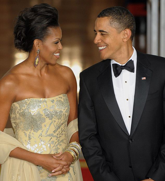 لون فستان ميشيل أوباما الـ