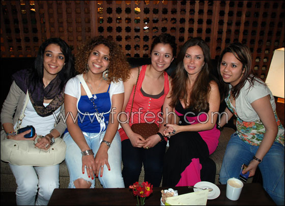 نيكول سابا تعترف: لم يقدم لي النجاح على طبق من ذهب!!  صورة رقم 19