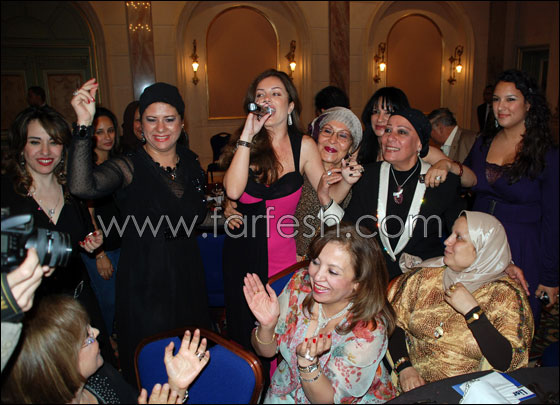 نيكول سابا تعترف: لم يقدم لي النجاح على طبق من ذهب!!  صورة رقم 11