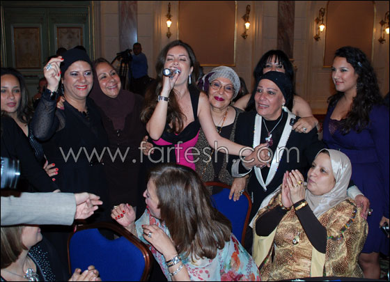 نيكول سابا تعترف: لم يقدم لي النجاح على طبق من ذهب!!  صورة رقم 17