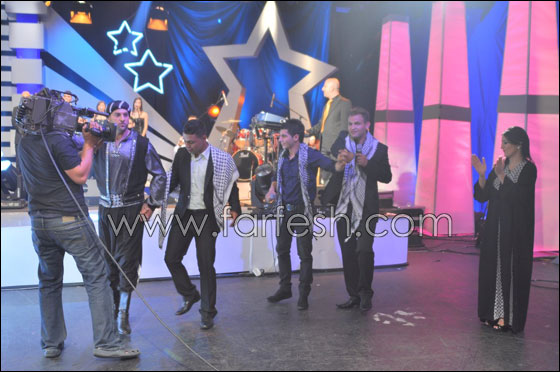 الثلاثي الذهبي الاسبوع القادم في نهائيات نيوستار  صورة رقم 10