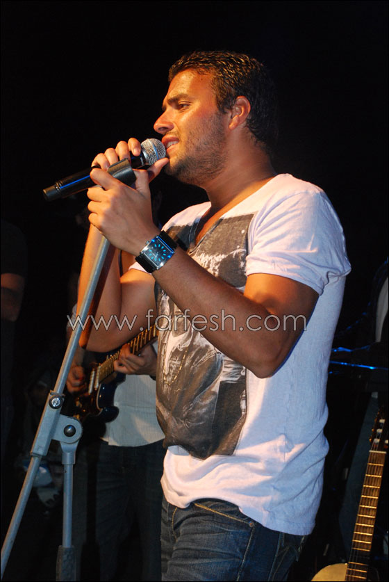 سر دبلة الخطوبة في حفل رامي صبري!!!  صورة رقم 7