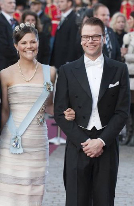 زفاف أميرة السويد.. 1100 داخل الكنيسة والبقية عبر الشاشة!! صورة رقم 10 زفاف أميرة السويد.. 1100 داخل الكنيسة والبقية عبر الشاشة!! صورة رقم 10