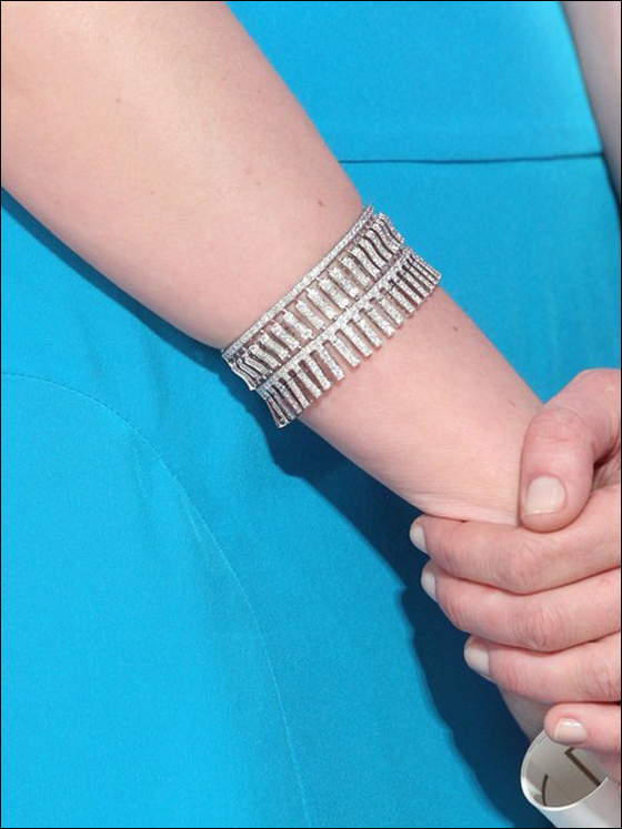 سلمى حايك تلفت الانظار بأناقتها في مهرجان كان!  صورة رقم 23