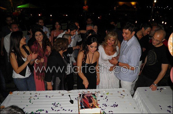 مسلسلات اون لاين ينقل لكم صور احتفال الين قسيس بعيد ميلادها   صورة رقم 8