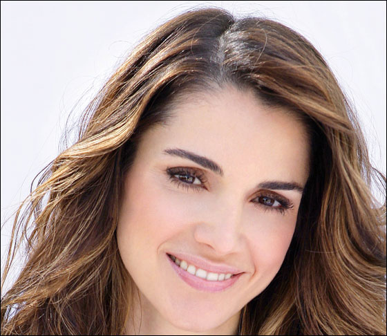 في تعليقها على الحجاب.. الملكة رانيا: ما بداخل الرأس أهم مما فوقه صورة رقم 6